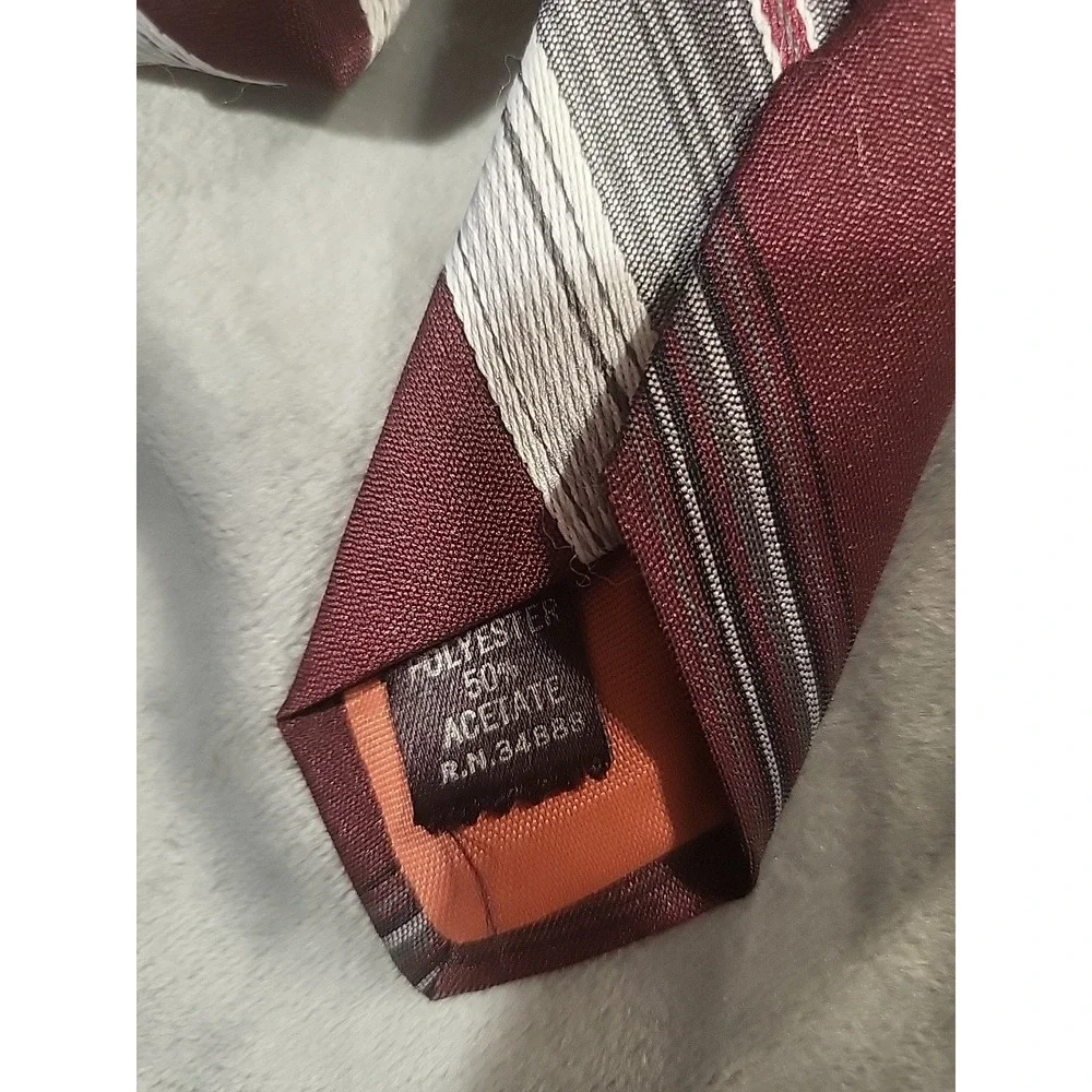 vintage sears classic collection red gray stripe tie polyester‎ acetate - Picture 3 of 8